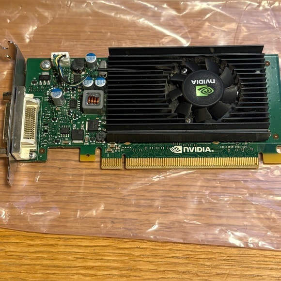 NVIDIA NVS 315 GPU & Adapters for Dual-Display Support